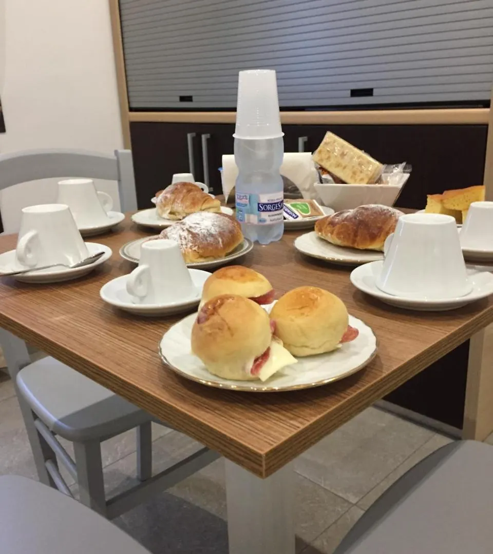 **  Prestige Bed & Breakfast Naples Italy